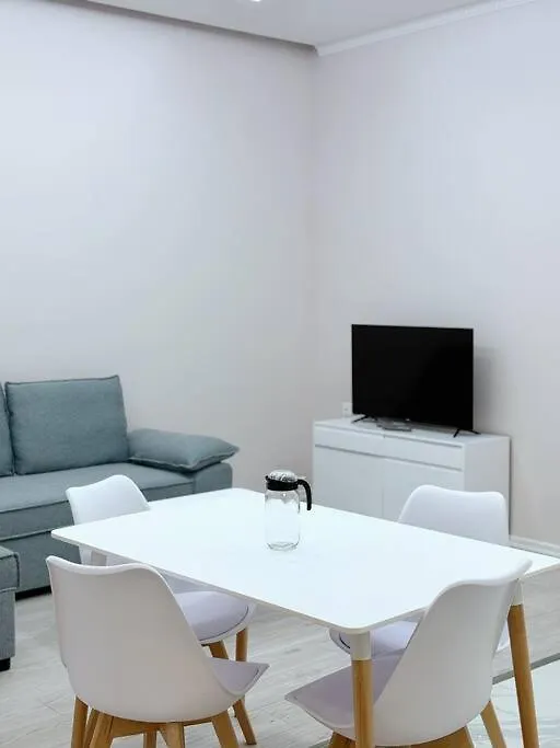 Aem 1 Bedroom Apartment Apt #5 contacts